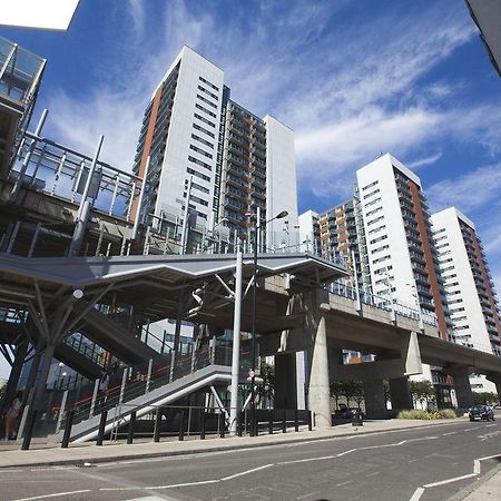 Rojen Apartments Docklands Londres Exterior foto